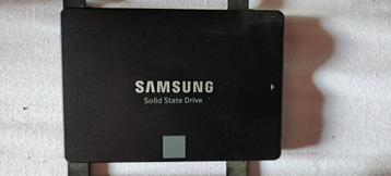 Samsung ssd 250 gig zeer goede staat beschikbaar voor biedingen