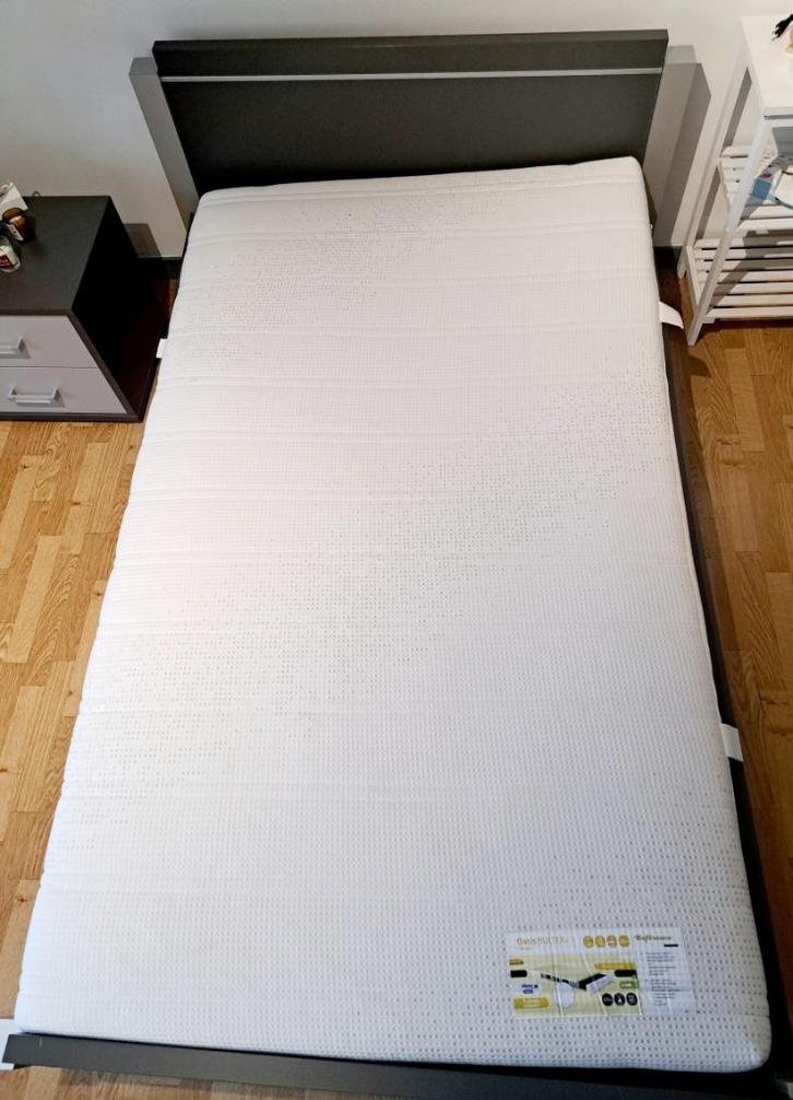 Matras en boxspring, Huis en Inrichting, Slaapkamer | Matrassen en Bedbodems, Zo goed als nieuw, Bedbodem, 120 cm, 200 cm, Eenpersoons