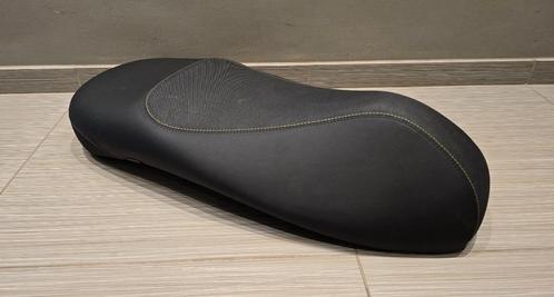 Zadel Vespa GTS Supertech te koop, Motoren, Accessoires | Overige, Nieuw, Ophalen of Verzenden