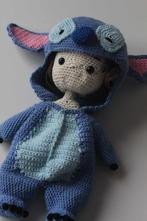 Amigurumi Peuter in Stitch-Onesie, Hobby en Vrije tijd, Breien en Haken, Ophalen of Verzenden, Nieuw, Haken