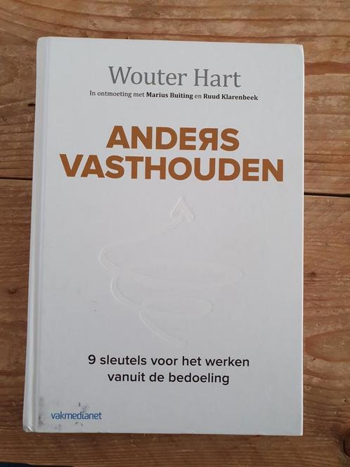 Wouter Hart - Anders vasthouden, Livres, Science, Utilisé, Enlèvement ou Envoi