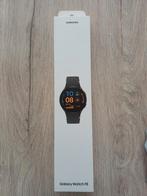 Samsung Galaxy Watch FE + 2 extra bandjes, Handtassen en Accessoires, Smartwatches, Ophalen of Verzenden