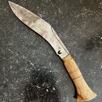 1 Kukri mes met mooie gravures, Ophalen