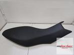 APRILIA DORSODURO 900 899575C2 17 - 20 SEAT, Ophalen of Verzenden, Gebruikt