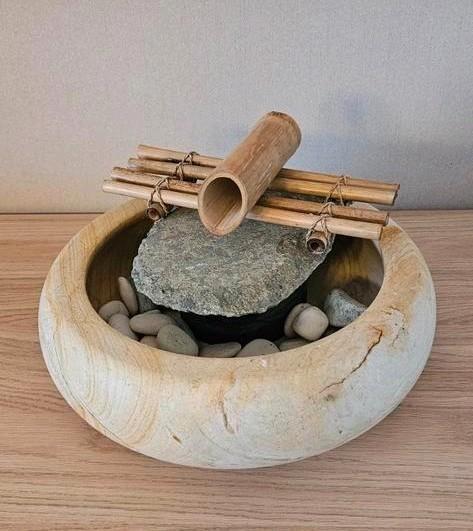 Binnenhuis fontein in natuursteen (nature & decouvertes 99€), Huis en Inrichting, Woonaccessoires | Boeddhabeelden, Zo goed als nieuw