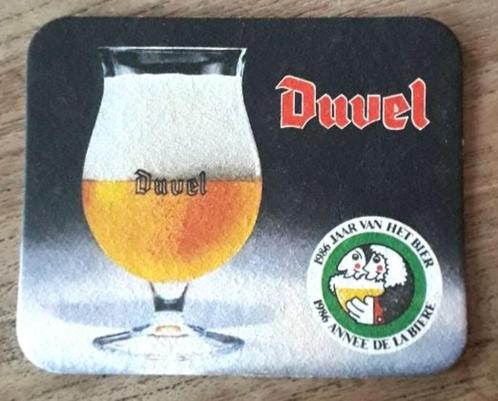 bierviltje "Duvel" - Jaar van het Bier 1986, Verzamelen, Biermerken, Zo goed als nieuw, Viltje(s), Duvel, Ophalen of Verzenden