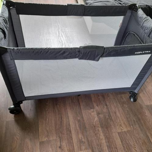 reisbed/paraplu, Kinderen en Baby's, Babywiegjes en Ledikanten, Gebruikt, Ledikant, Ophalen