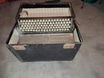 Accordeon, Muziek en Instrumenten, Accordeons, Overige merken, Zo goed als nieuw, Met riemen, Toetsaccordeon