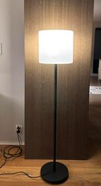 Staande lamp, Huis en Inrichting, Lampen | Vloerlampen, Ophalen, Kunststof, Zo goed als nieuw, Modern