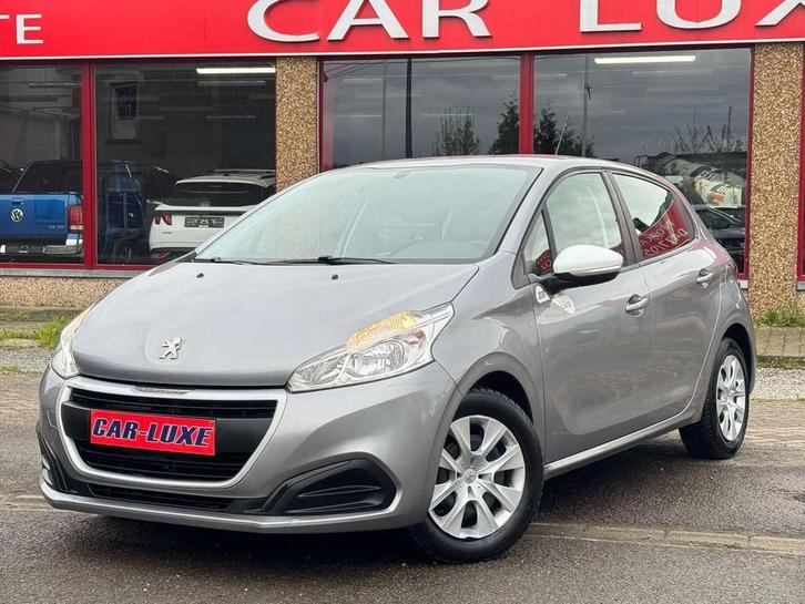 Peugeot 208 1.2i NAVI 5PORTES CLIMATISATION (bj 2019), Auto's, Peugeot, Bedrijf, Te koop, Airconditioning, Alarm, Bluetooth, Boordcomputer