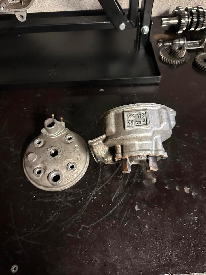 Originele cilinder + cilinderkop voor Minarelli am6-motor, Fietsen en Brommers, Brommeronderdelen | Algemeen, Cilinder, Ophalen of Verzenden