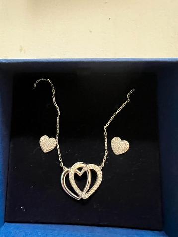 Swarovski set dubbele harten  beschikbaar voor biedingen