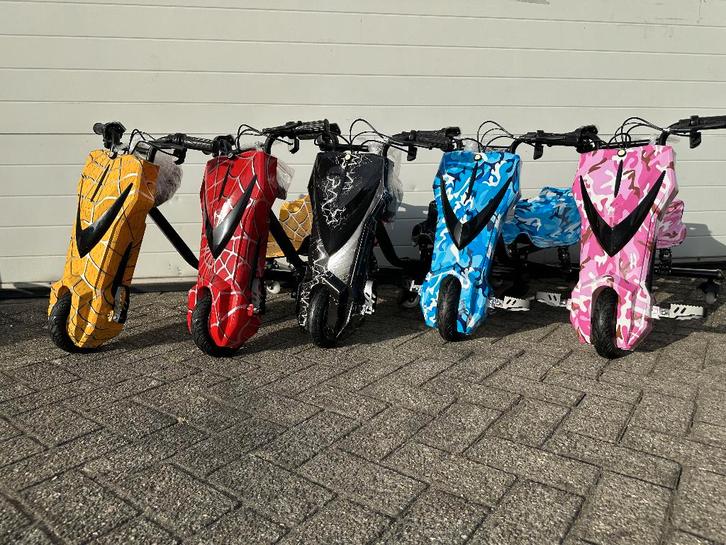 Elektrische Drift Trike Kart 250W 36V Bluetooth / Verlicht, Kinderen en Baby's, Speelgoed | Buiten | Accuvoertuigen, Nieuw, Ophalen of Verzenden