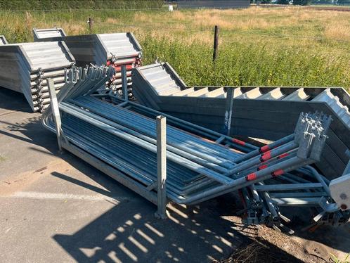 Layher aluminium trappen, Doe-het-zelf en Bouw, Ladders en Trappen, Gebruikt, Trap, Ophalen