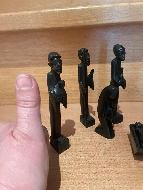 Afrikaanse kunst: uitzonderlijk gedetailleerd handwerk, Verzamelen, Beelden en Beeldjes, Ophalen