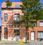 Woning te koop in Sint-Andries, 4 slpks, 251 m², 4 pièces, 268 kWh/m²/an, Maison individuelle