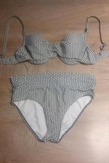 Bikini maat 44, Bel & Bo, nieuwstaat  beschikbaar voor biedingen