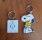 2 anciens porte-clefs Snoopy et Woodstock - UFS vintage, Verzamelen, Stripfiguren, Ophalen of Verzenden, Snoopy, Gebruikt