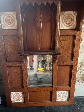 Antiek wandpaneel in vroege art-nouveau. beschikbaar voor biedingen