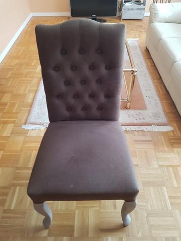 stoelen beschikbaar voor biedingen