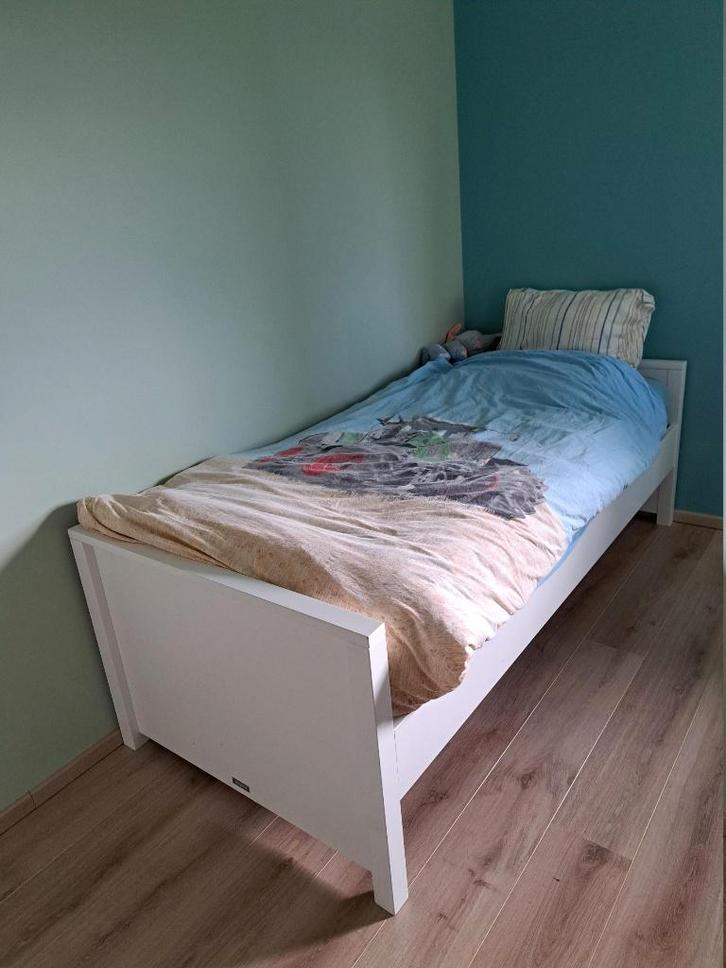 2x Bed bopita wit 200x90cm, Huis en Inrichting, Slaapkamer | Bedden, Gebruikt, Eenpersoons, 90 cm, 200 cm, Hout, Wit, Ophalen