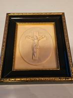 Antiek kruisbeeld . Stenen sculptuur, Enlèvement ou Envoi