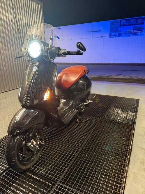 Vespa primavera 80cc 4t2v, Fietsen en Brommers, Scooters | Vespa, Gebruikt, Overige modellen, Klasse A (25 km/u), Benzine, Ophalen