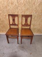 Set van 2 antieke houten stoelen met lederen zitvlak, Gebruikt, Warandestraat 51, Nazareth, Info@keukiesshop.com, Ophalen