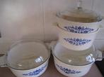 4 vuurvaste potten, wit met glazen deksel, perfekte staat !!, Maison & Meubles, Cuisine | Vaisselle, Enlèvement ou Envoi