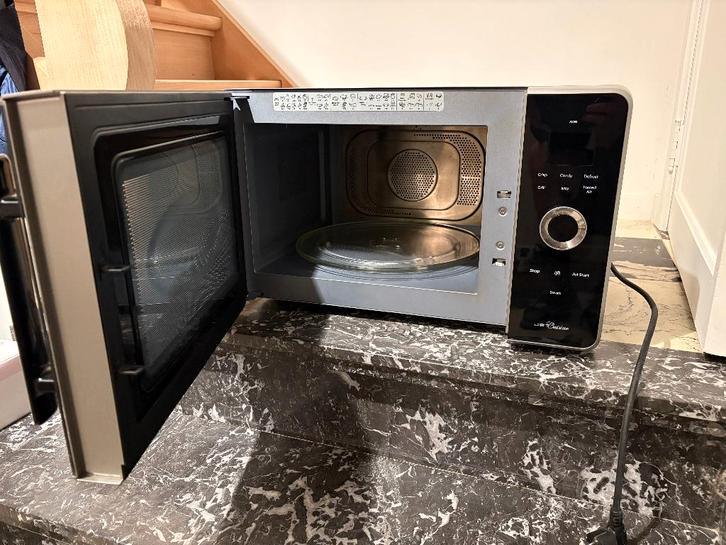 Whirlpool JQ 280 SL magnetron JQ 280 MB Zwart, Electroménager, Micro-ondes, Comme neuf, Autoportant, 45 à 60 cm, Croustillant