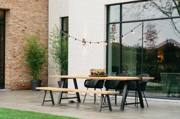 Vincent Sheppard outdoor tuinset tafel+bank+3 stoelen+lights disponible aux enchères