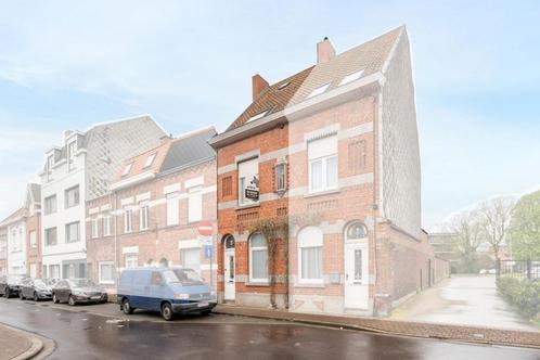 Instapklare woning te Roeselare met 4 kamers en diepe tuin!, Immo, Huizen en Appartementen te koop, Provincie West-Vlaanderen
