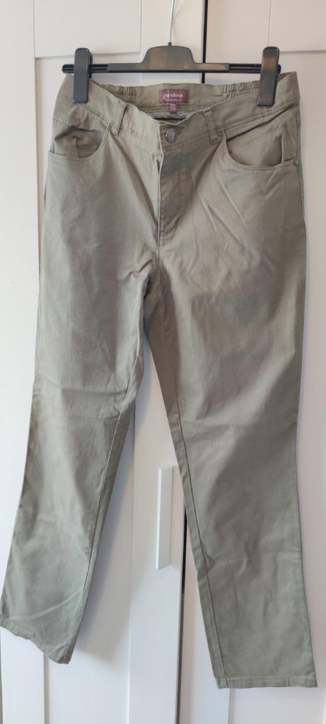 Pantalon neuf, taille 44,marque Charles Vögele, Kleding | Dames, Broeken en Pantalons, Nieuw, Groen, Ophalen