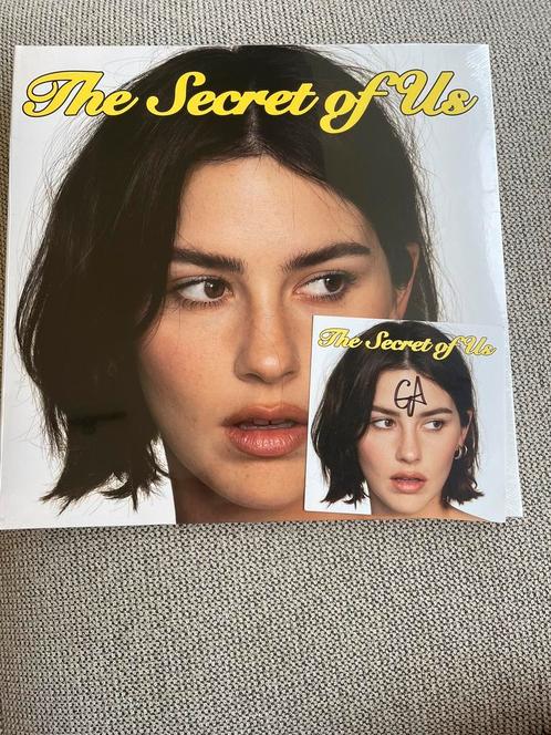 Gracie Abrams –The Secret of Us Gele Vinyl en signed Artcard, Cd's en Dvd's, Vinyl | Pop, Nieuw in verpakking, 2000 tot heden