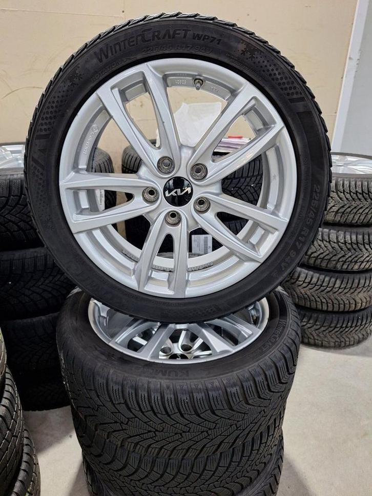 Kia Ceed Winterset 17 Inch, Autos : Pièces & Accessoires, Pneus & Jantes, Pneus et Jantes, Pneus hiver, 16 pouces, 205 mm, Véhicule de tourisme