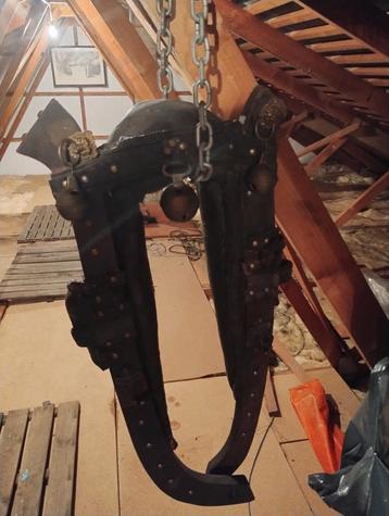 Collier cheval de trait, Enlèvement, Comme neuf