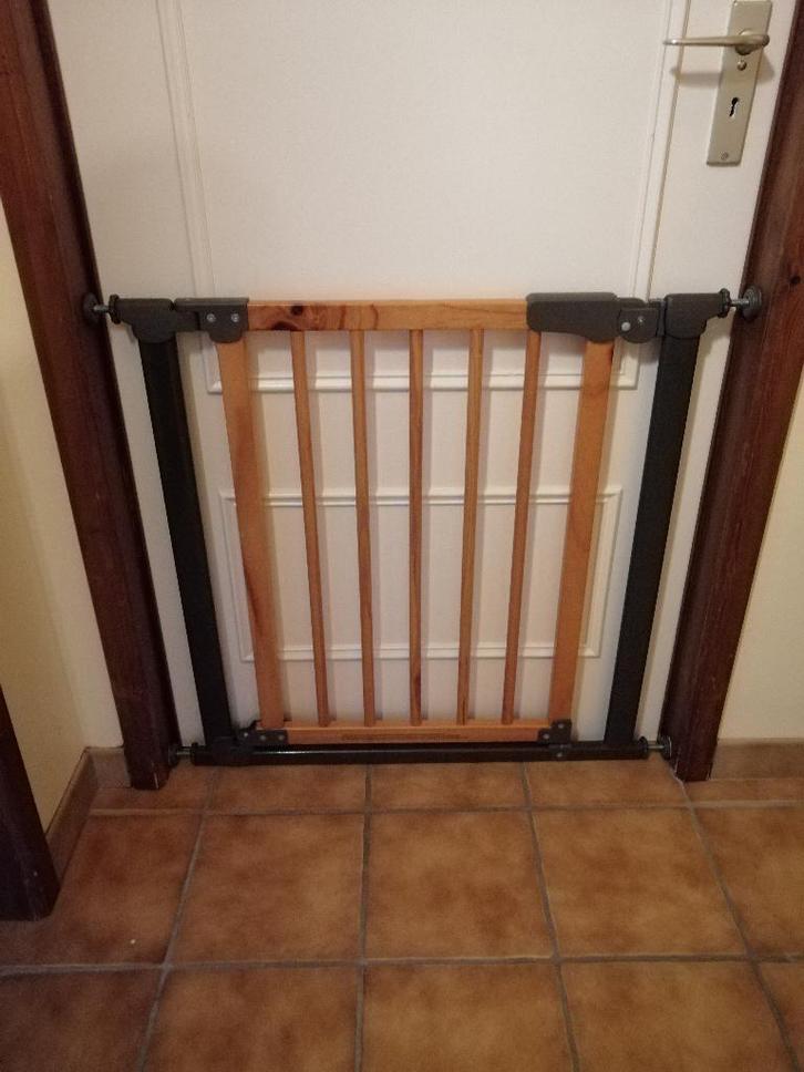 Barrière de sécurité pour enfants, Enfants & Bébés, Barrières, Comme neuf, Barrière de sécurité, Enlèvement