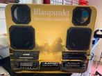 Blauwpunkt garage display met radios en boxen, Ophalen
