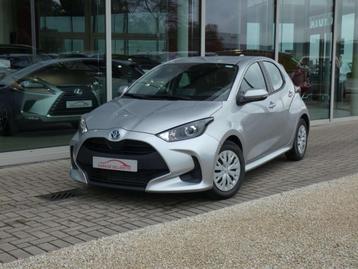 Toyota Yaris HYBRID Dynamic +Parkeercamera +Carplay *2023* beschikbaar voor biedingen