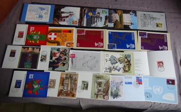 Ensemble de 24 cartes maximum, Enlèvement ou Envoi, Affranchi, Autres thèmes
