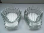 10 pyrex schaaltjes schelpvorm, Huis en Inrichting, Ophalen of Verzenden, Nieuw, Overige materialen