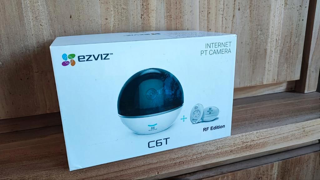 Caméra wifi panoramique d'intérieur C6 EZVIZ