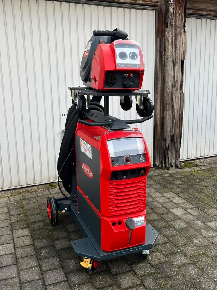 Poste à souder fronius TPS 500i, Articles professionnels, Machines & Construction | Technique de soudage, Enlèvement