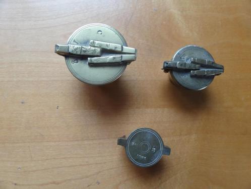 verzameling van 3 antieke sluitgewichten, Neurenberg, Troy, Antiek en Kunst, Antiek | Gereedschap en Instrumenten, Verzenden