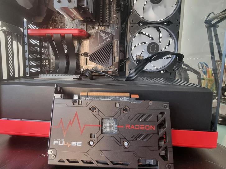 Ryzen 5 3600 en RX6600 gaming-pc zonder opslag, Computers en Software, Desktop Pc's, Gebruikt, 4 Ghz of meer, SSD, 32 GB, Met videokaart