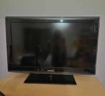 Samsung tv 37inch  beschikbaar voor biedingen