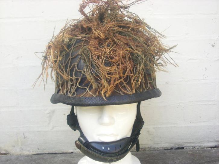 Casque belge nominatif du 1er bataillon Para Citadelle Diest, Collections, Objets militaires | Général, Armée de terre, Envoi