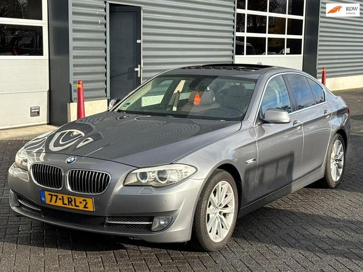 BMW 5-serie 523i High Executive, panoramadak, memory seat, n, Auto's, BMW, Bedrijf, Te koop, 5 Reeks, ABS, Airbags, Airconditioning