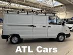 Renault Trafic 2.5 Diesel | Oldtimer | Lichte Vracht | Trekh, Auto's, Bestelwagens en Lichte vracht, 4 deurs, Stof, Renault, Wit