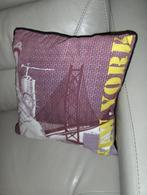 Coussin New York., Huis en Inrichting, Woonaccessoires | Kussens, Ophalen of Verzenden, Zo goed als nieuw, Vierkant